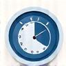 Icon of a clock showing flexible times